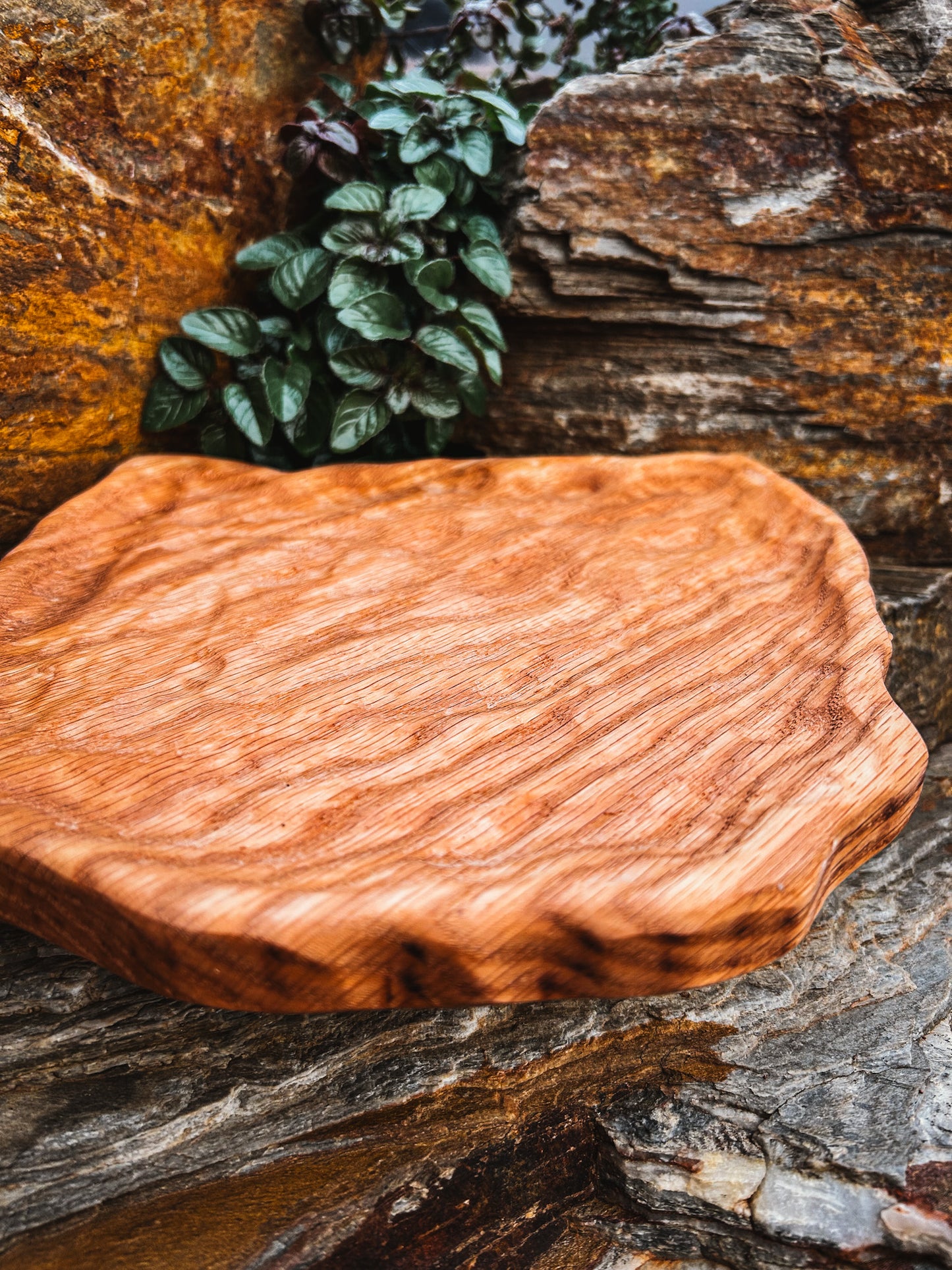 Handcrafted Leaf-Shaped Charcuterie Board